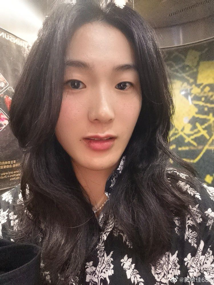 在本周中的欧联杯小组赛未能获胜后，穆里尼奥曾公开批评一些球员的比赛态度，《罗马体育报》认为他说的就是斯皮纳佐拉。